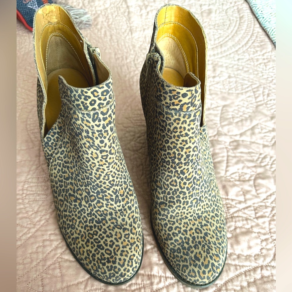 Lucky Brand Leopard Print Wedges